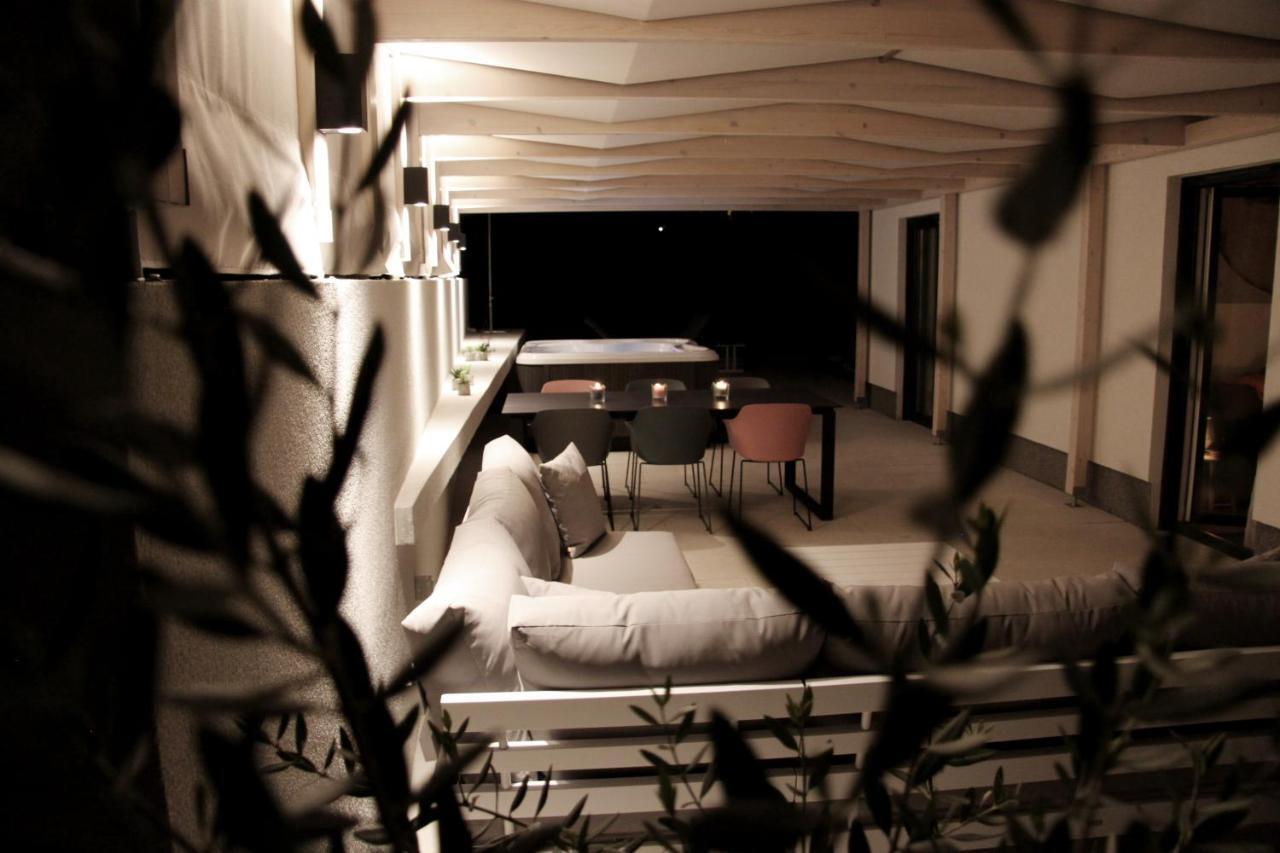 Apartment Kate Traù Esterno foto