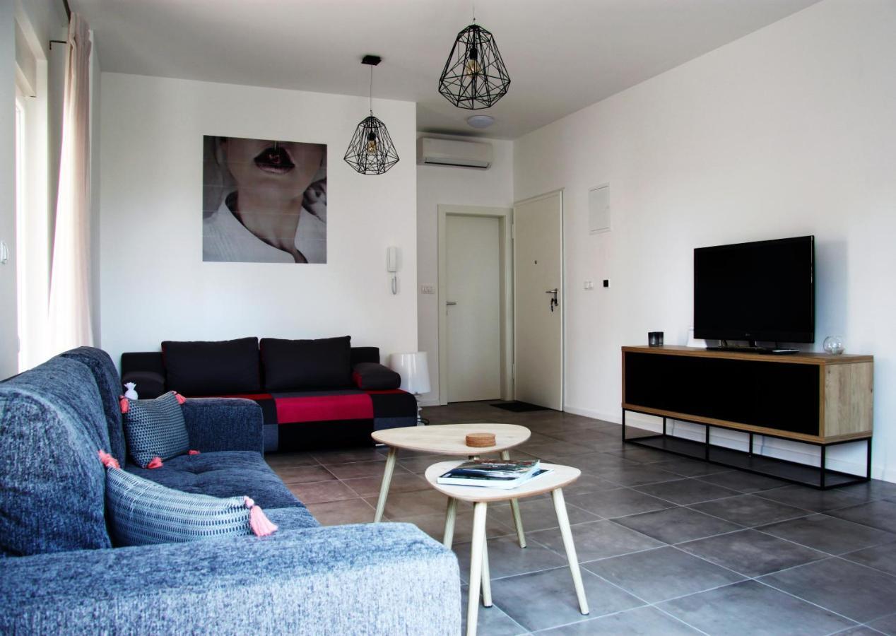 Apartment Kate Traù Esterno foto