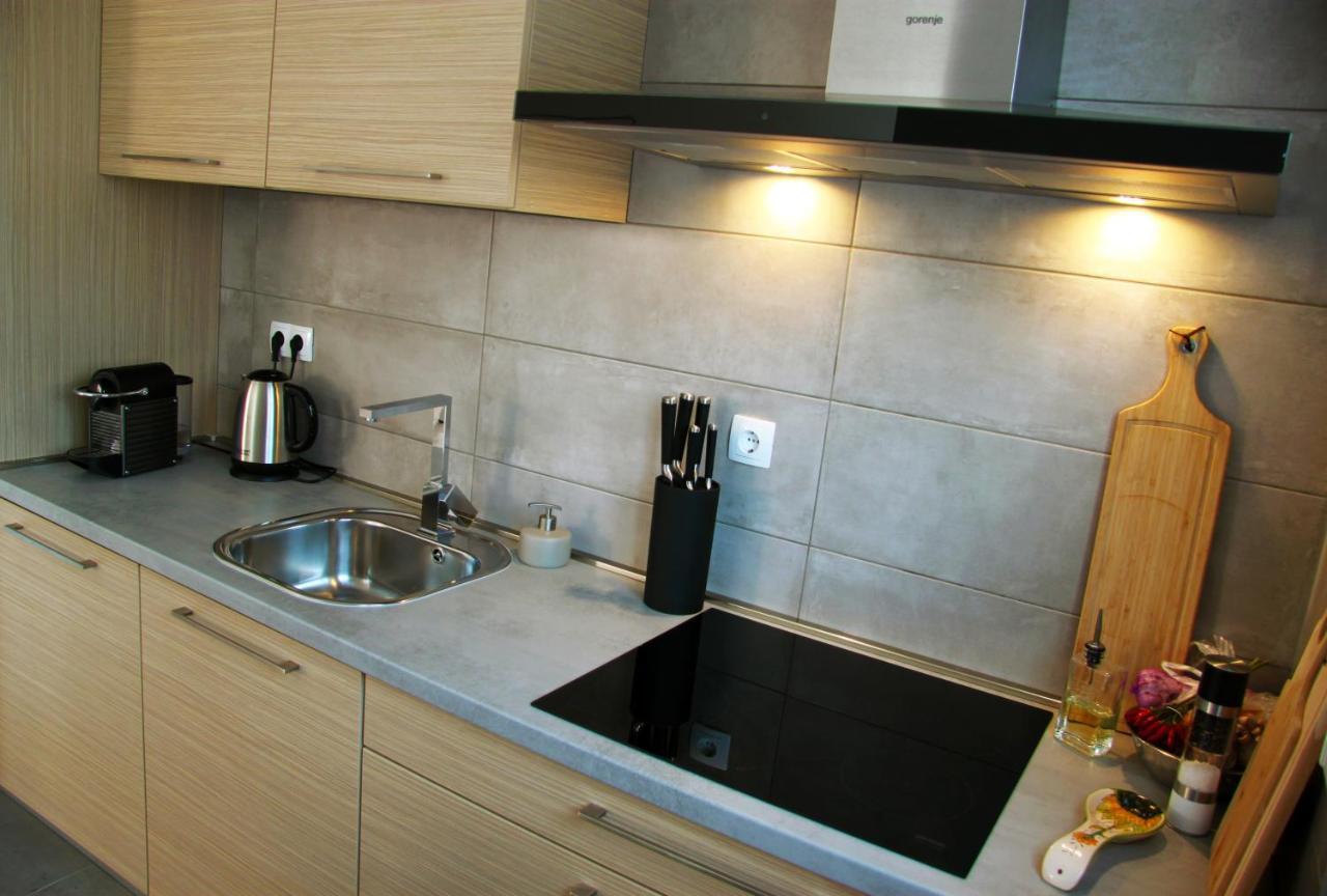 Apartment Kate Traù Esterno foto